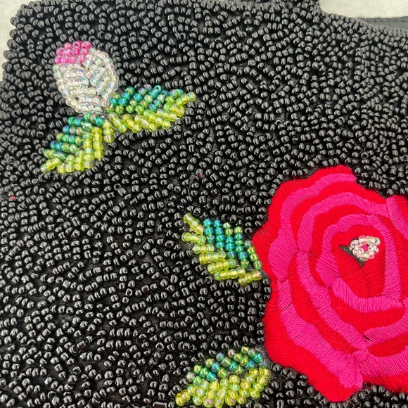 Floral beads handbag - Picture 3 of 5